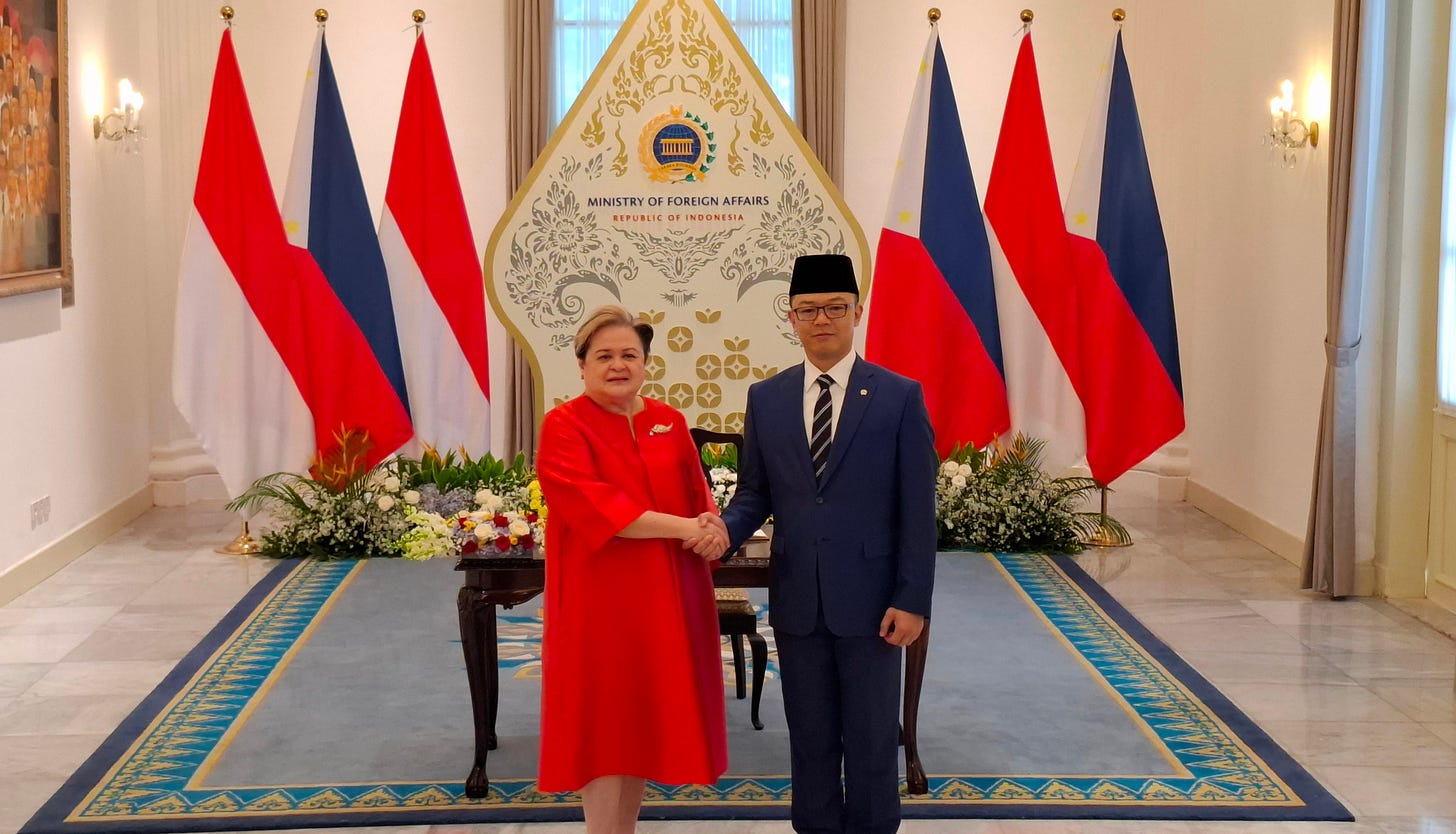 Indonesia’s Foreign Minister Sugiono meets Philippine Foreign Affairs Secretary Ma. Theresa Lazaro during the 8th JCBC meeting in Jakarta.