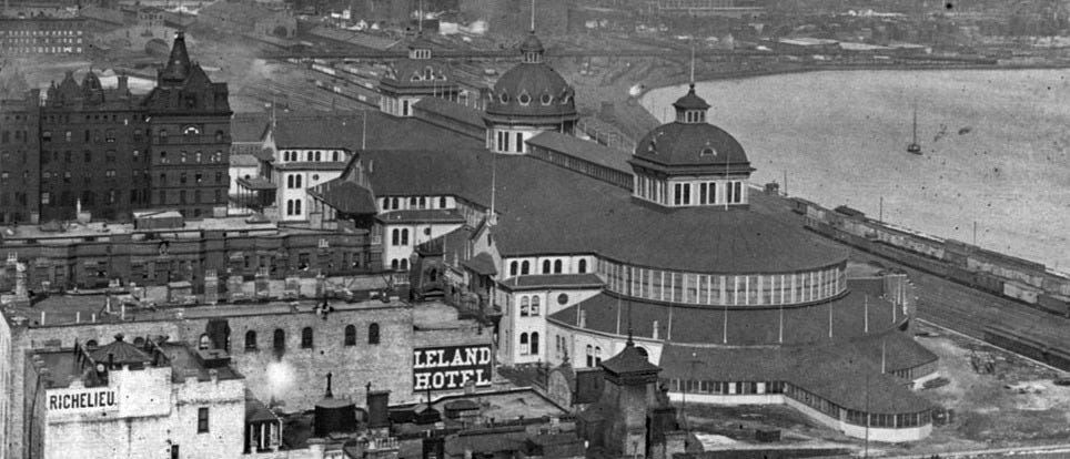 interstate industrial building in chicago on lake michigan 1872 built by William W. Boyington