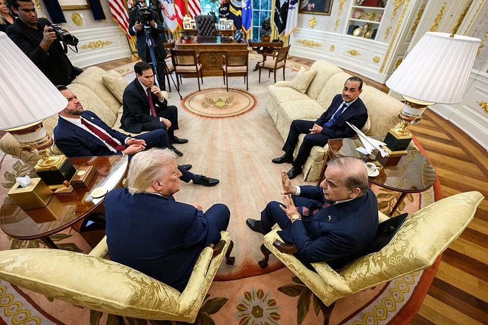 File:P20250925DT-0859 President Donald Trump meets with Prime Minister Shehbaz Sharif and Field Marshal Asim Munir of Pakistan.jpg