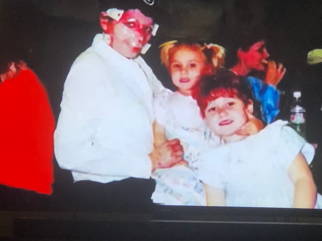 A group of people posing for a photo

AI-generated content may be incorrect.