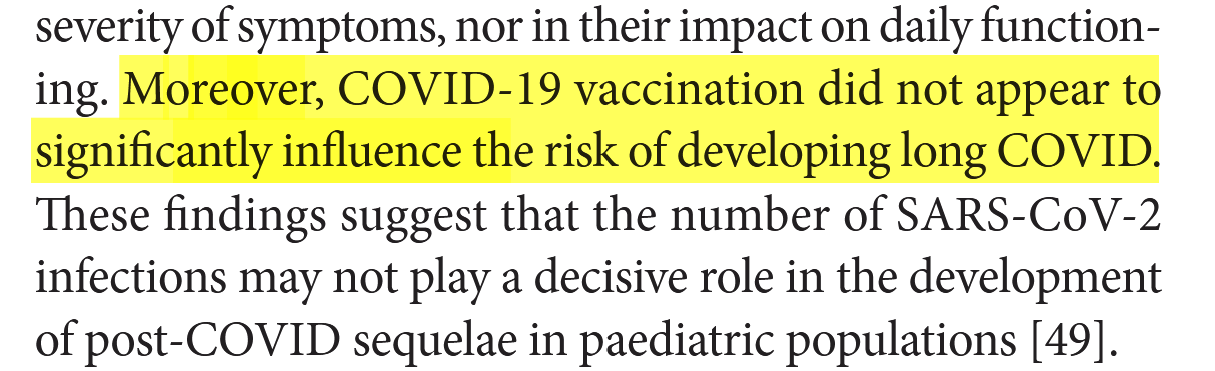 After 12 months of follow-up, the most commonly re- ported symptoms in both groups were fatigue, sleep distur- bances, dyspnoea, headache, and rhinitis. There were no significant differences between the groups in the number or severity of symptoms, nor in their impact on daily function- ing. Moreover, COVID-19 vaccination did not appear to significantly influence the risk of developing long COVID. These findings suggest that the number of SARS-CoV-2 infections may not play a decisive role in the development of post-COVID sequelae in paediatric populations After 12 months of follow-up, the most commonly re- ported symptoms in both groups were fatigue, sleep distur- bances, dyspnoea, headache, and rhinitis. There were no significant differences between the groups in the number or severity of symptoms, nor in their impact on daily function- ing. Moreover, COVID-19 vaccination did not appear to significantly influence the risk of developing long COVID. These findings suggest that the number of SARS-CoV-2 infections may not play a decisive role in the development of post-COVID sequelae in paediatric populations