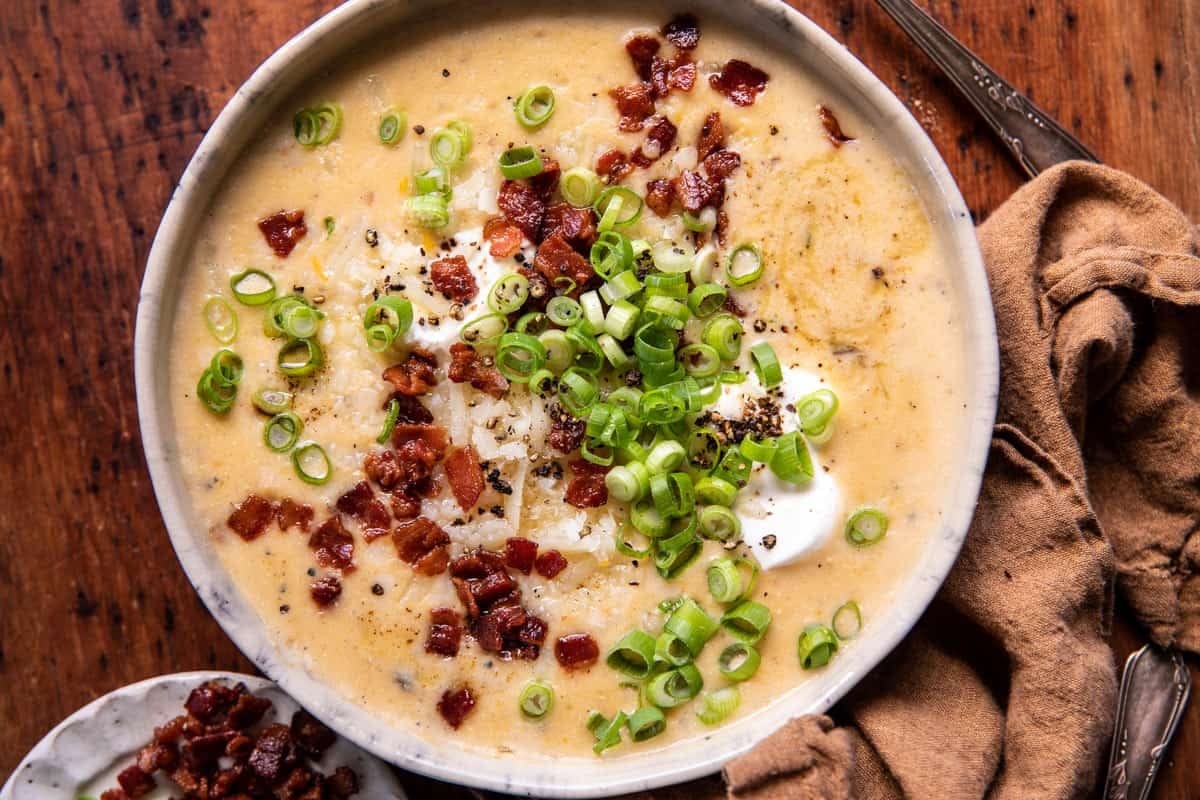 Easy Spicy Baked Potato Soup.| halfbakedharvest.com Easy Spicy Baked Potato Soup.| halfbakedharvest.com