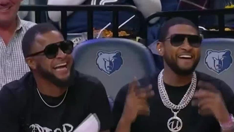 Atlanta's Usher meets his doppelganger and it has Twitter freaking out