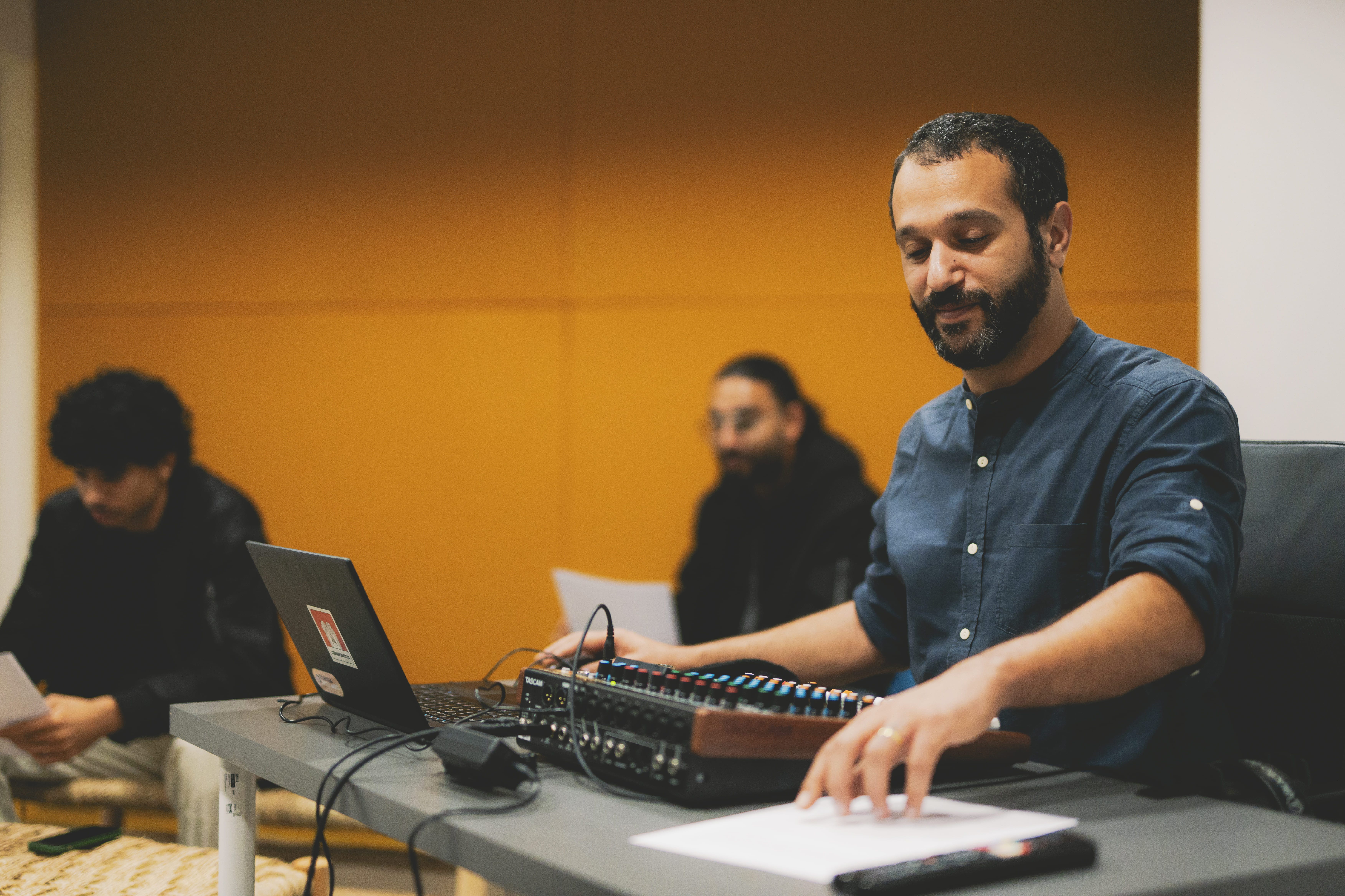 🇲🇦“Sound Artisans” of Morocco, with Mehdi El Kindi of Les Bonnes Ondes and AMWAJ Festival