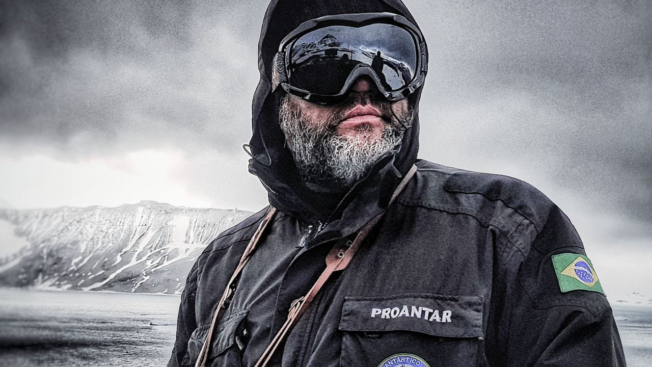 O fotógrafo Renato Rocha Miranda na expedição fotográfica na Antártica O fotógrafo Renato Rocha Miranda na expedição fotográfica na Antártica