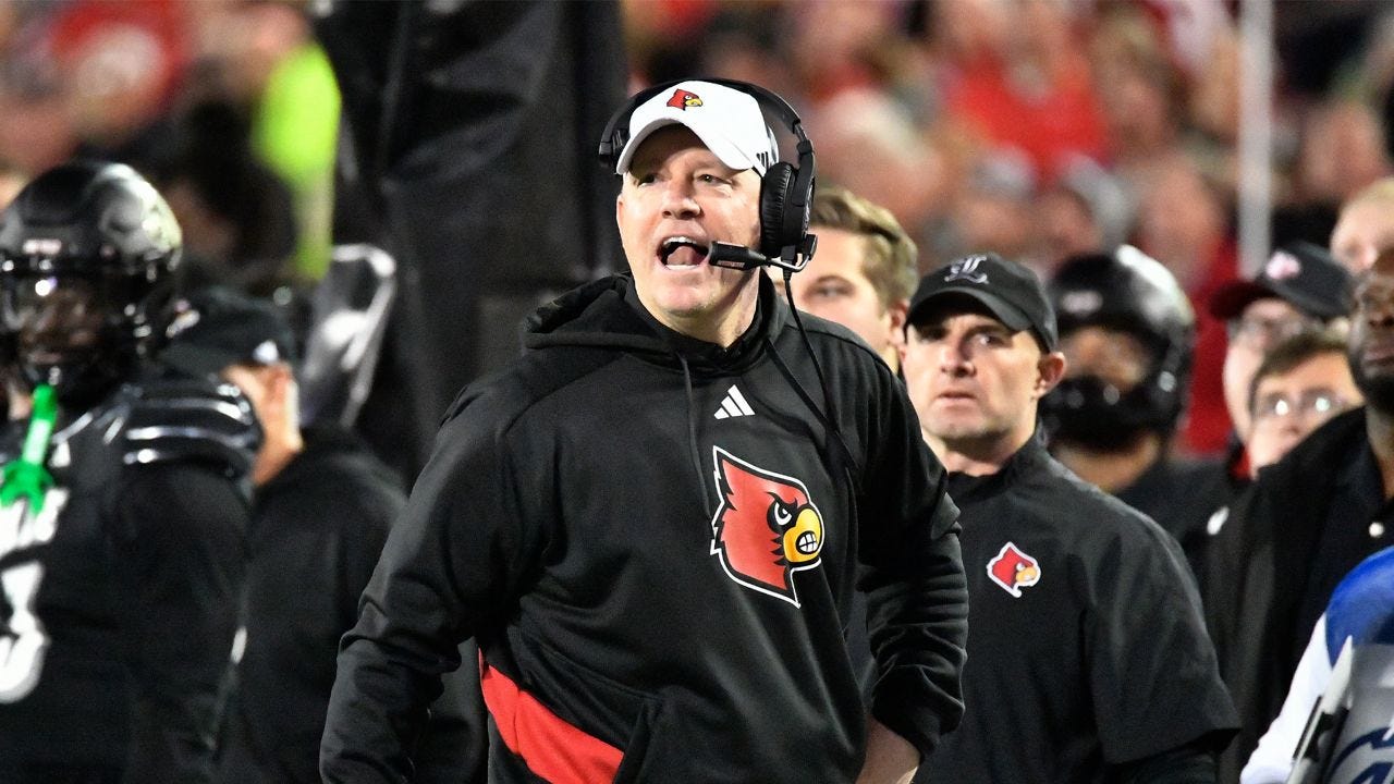 Louisville's Brohm named Coach of the Year semifinalist Louisville's Brohm named Coach of the Year semifinalist