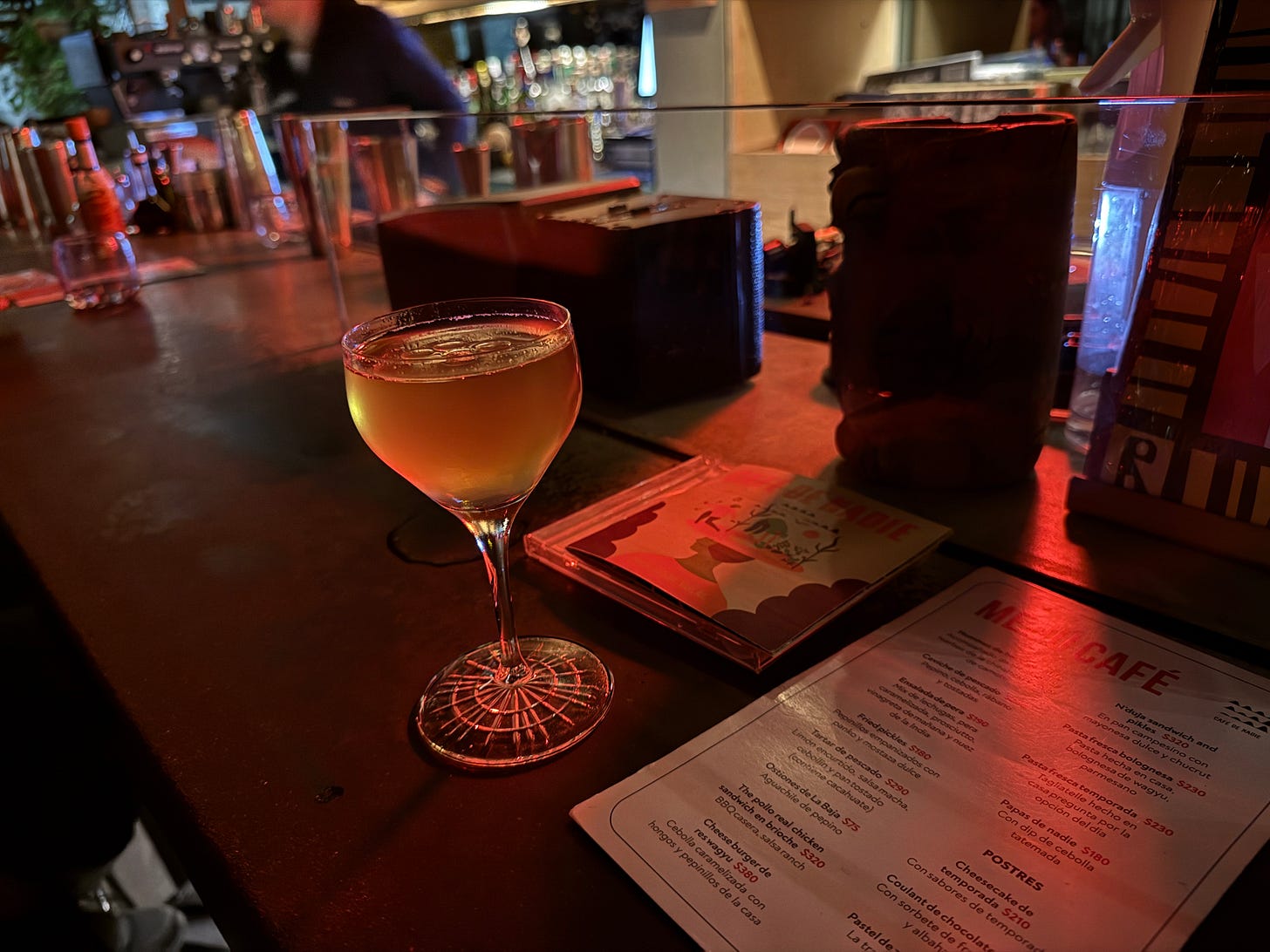 Cocktail, Cafe de Nadie, Mexico City
