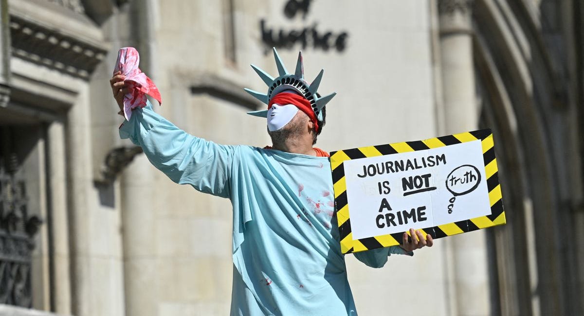 👁‍🗨 Jour J, compte à rebours : Les États-Unis prétendent qu'Assange n'a pas droit au Premier Amendement - Part. 6*