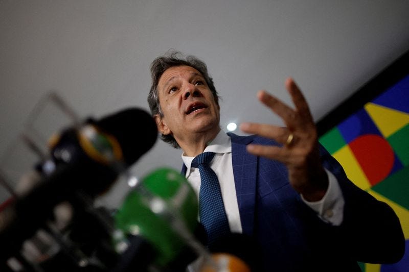 &copy; Reuters. FILE PHOTO: Brazil's Finance Minister Fernando Haddad attends a press conference after meeting with Brazil's President Luiz Inacio Lula da Silva at the Planalto Palace in Brasilia, Brazil January 29, 2025. REUTERS/Adriano Machado/File Photo
