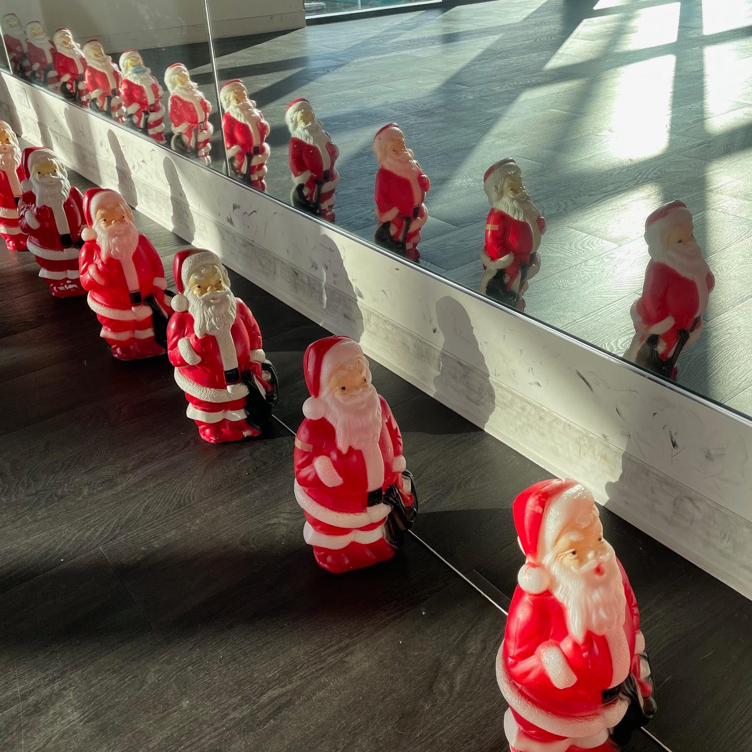 Encore Holiday Special: The Santa Clones Are Coming to Town
