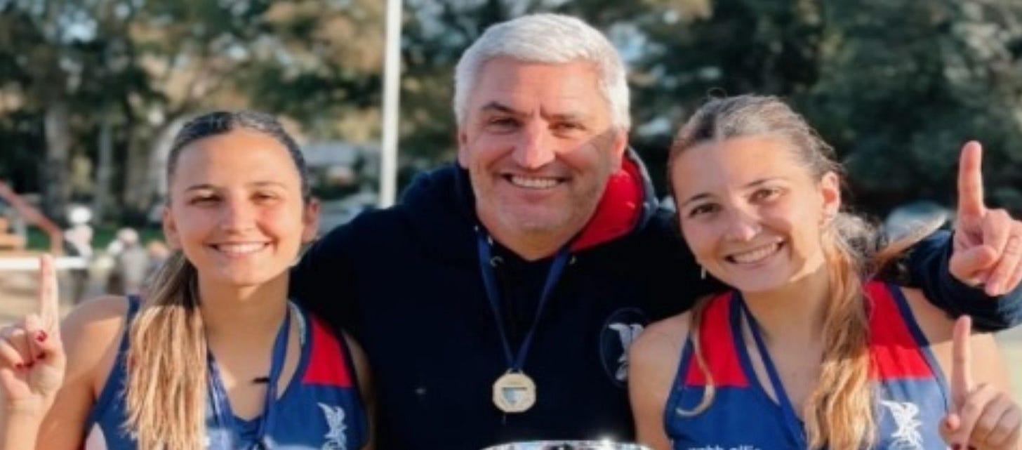 Imagen de la noticia: Dolor en el deporte local por la muerte de un reconocido entrenador de hockey
