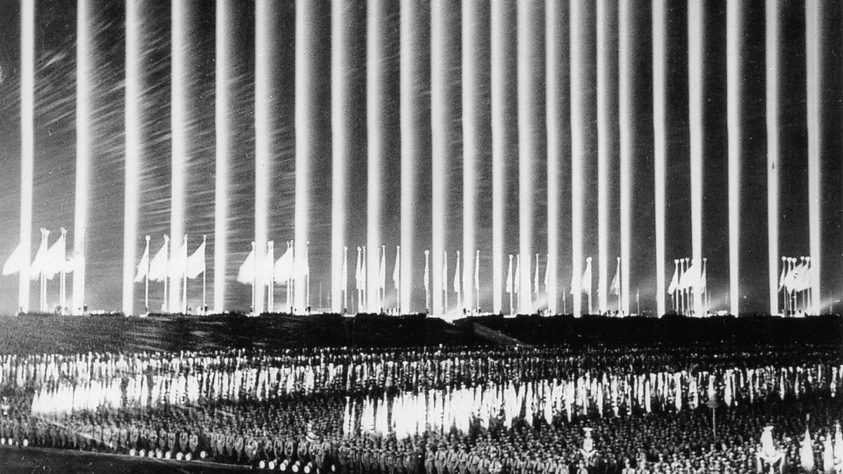 1930s Nazi rallies featured an imposing 'cathedral of light' | Mashable