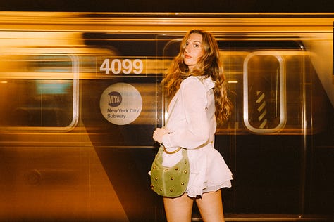 Pinterest girl photo inso Chloe Isabel maranta inspired NYC New York City fashion photoshoot modeling looks fashion inspiration ootd looks subway photoshoot street photography inspirational photos pose ideas boho edgy fashion 