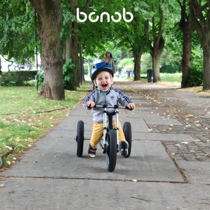 4 photos de ce vélo pour enfant modulaire