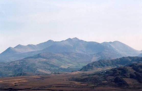 MacGillycuddy's Reeks - Wikipedia