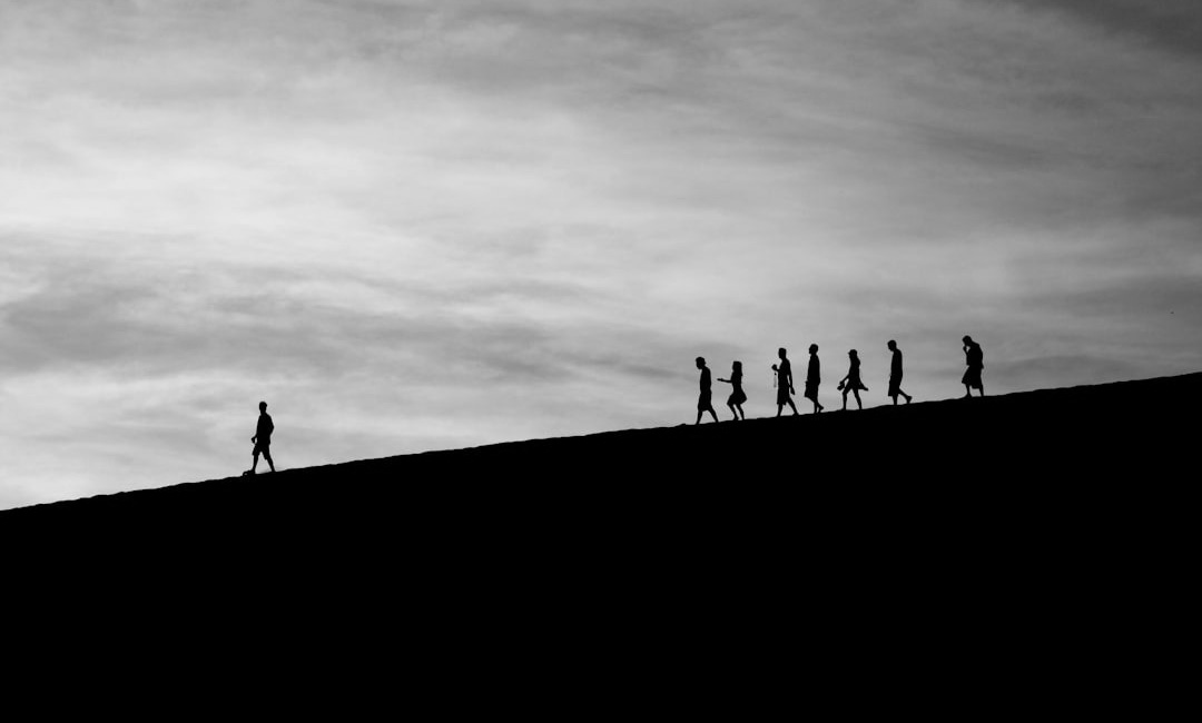 How Toxic People Lead