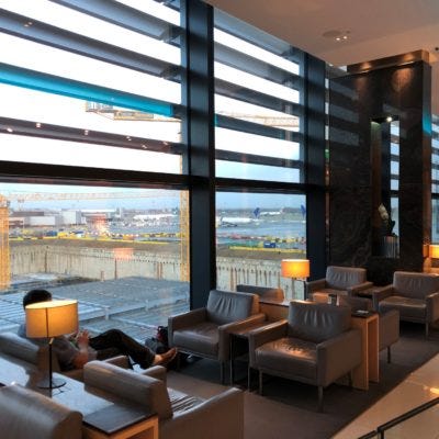 Air Canada Maple Leaf Lounge T2B LHR