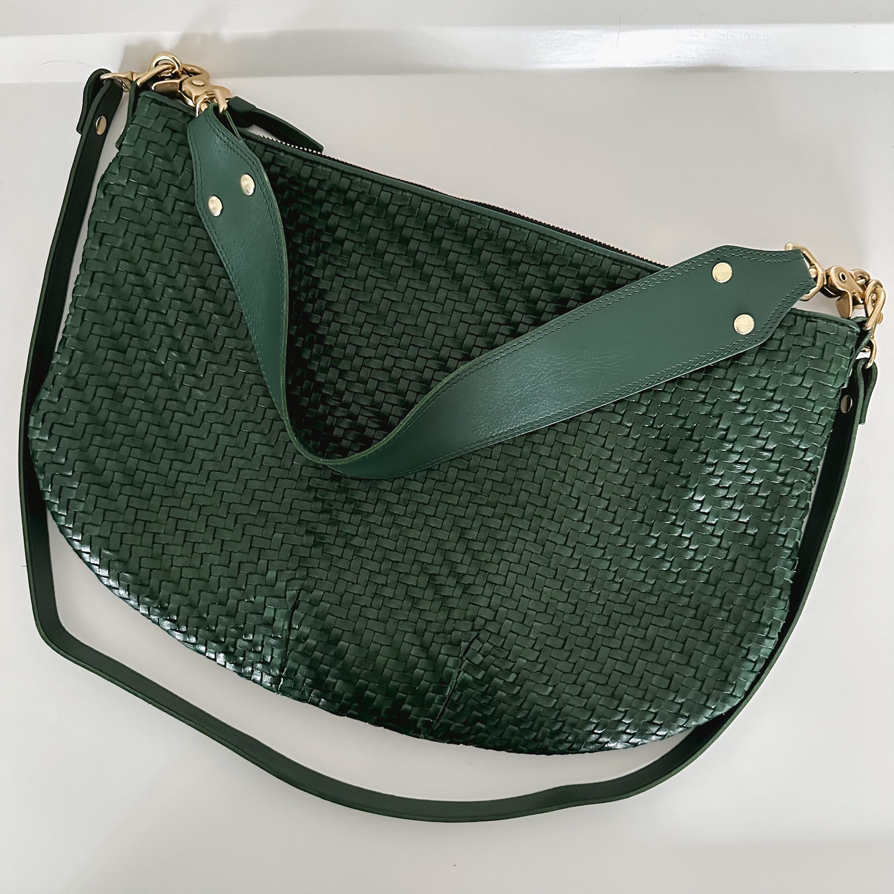Clare V. Moyen Messenger ($485) *ORIGINAL @mamasandy 4 Not copied CLare V. Woven green & black leather foldover. main image 0