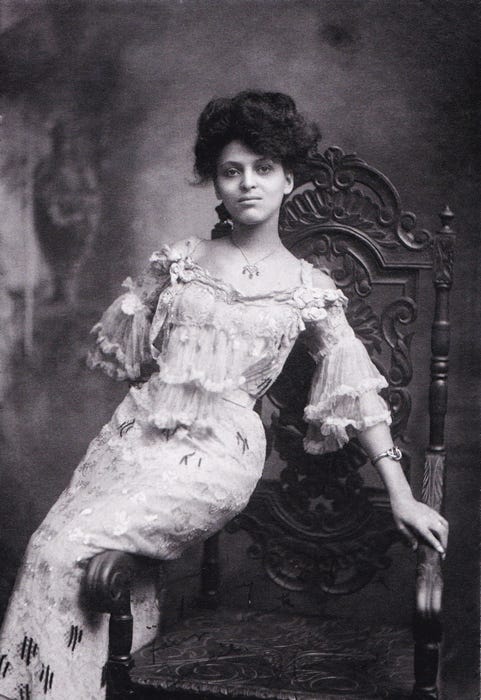 A Woman to Know: Lulu White - by Julia Carpenter