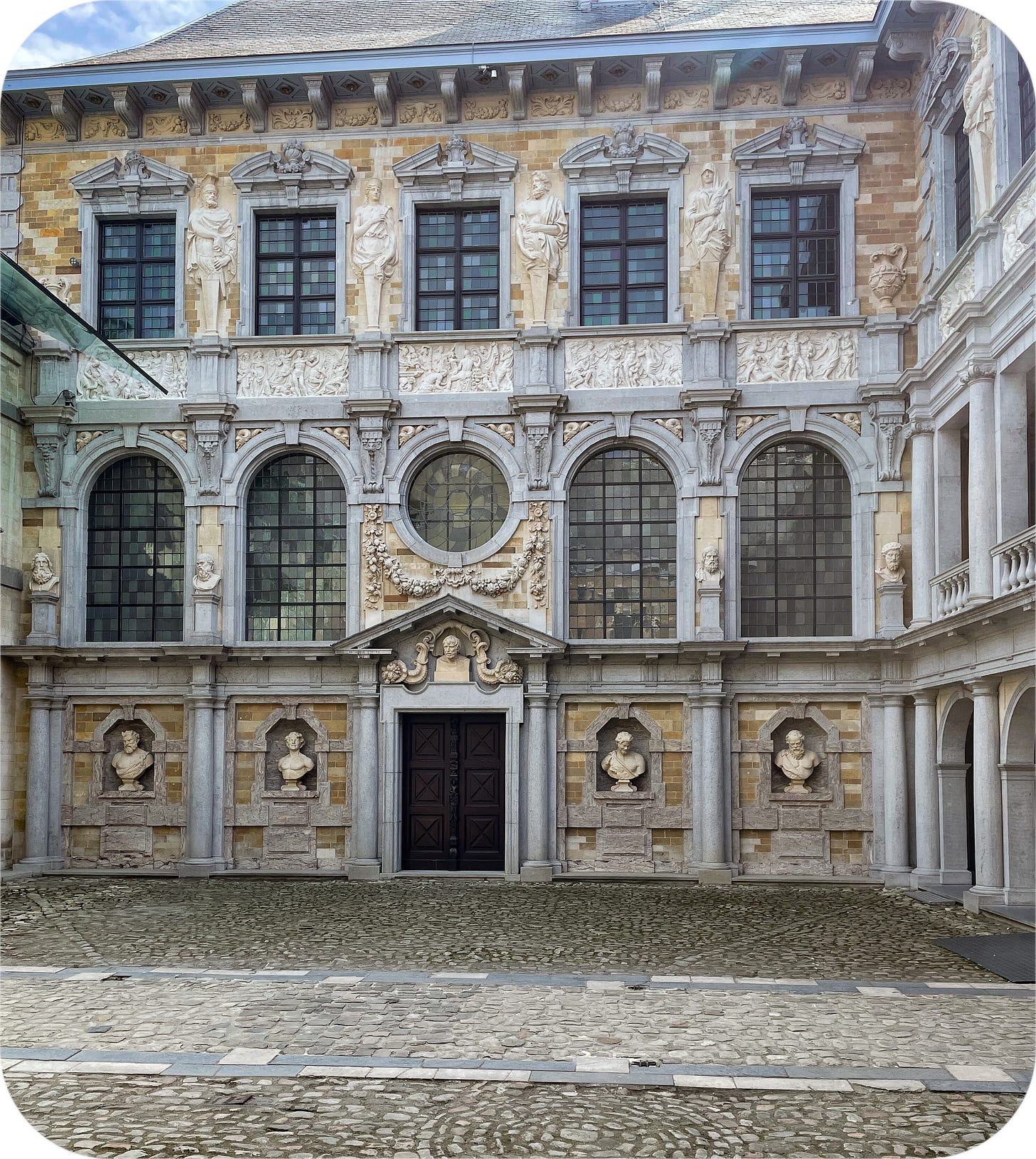 Courtyard at Rubenshuis. Antwerp, Belgium.