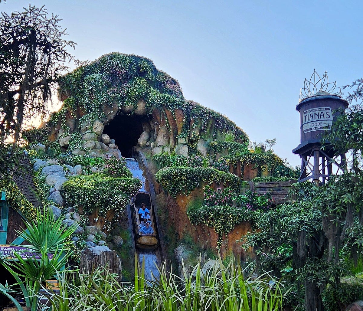 Tiana's Bayou Adventure at Disneyland. Image: Contributor19 via Wikimedia Commons