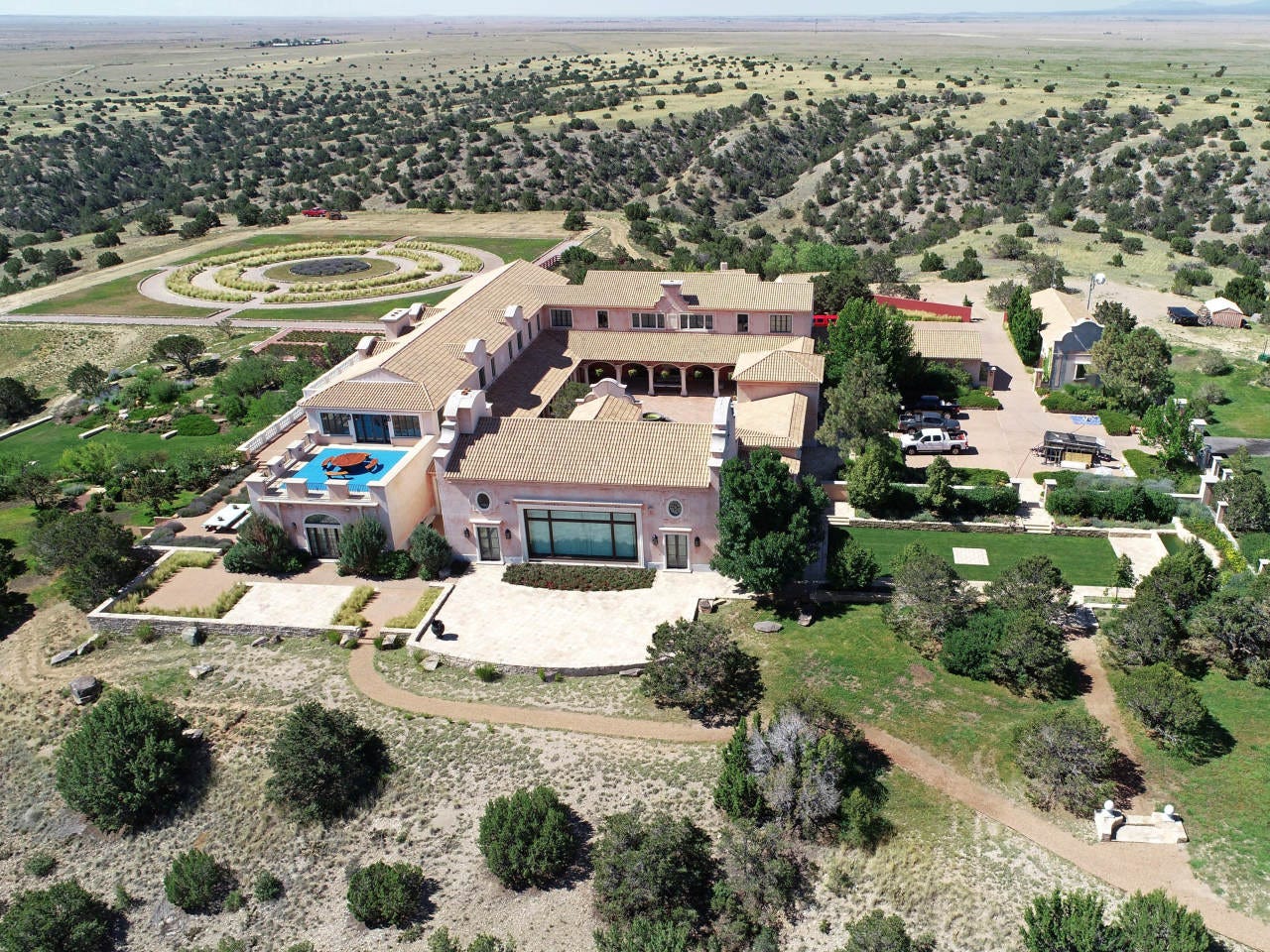 New Mexico Hopes to Seize Parts of Jeffrey Epstein Ranch - WSJ