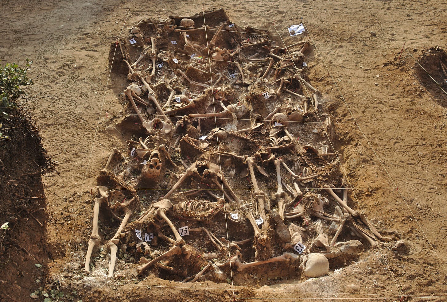 File:Spanish Civil War - Mass grave - Estépar, Burgos.jpg - Wikimedia Commons File:Spanish Civil War - Mass grave - Estépar, Burgos.jpg - Wikimedia Commons
