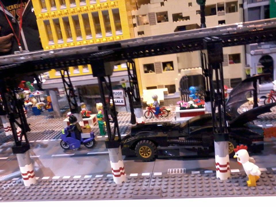 270148_10201248679601814_599827645_n