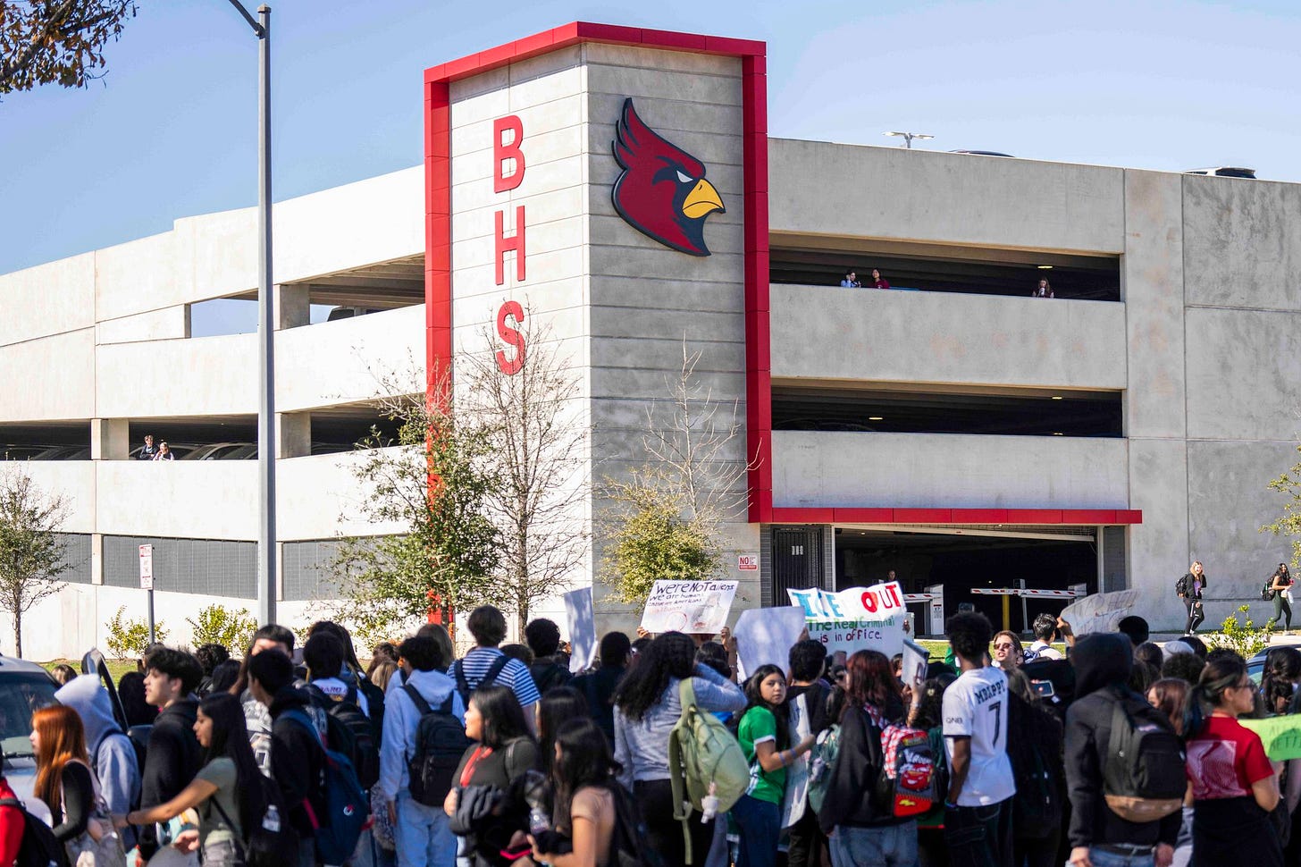 Bellaire High School student at Hobby Airport being detained by ICE Bellaire High School student at Hobby Airport being detained by ICE