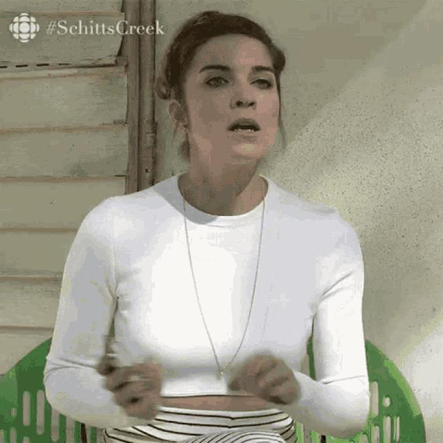 Alexis Rose from Schitt’s Creek is confused and says “umm what?”