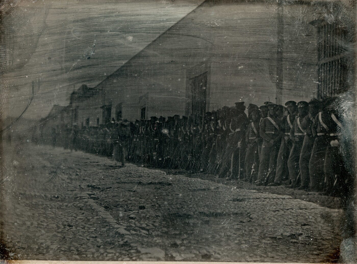 First Photography Combat Did the Earliest War Photography Tell the Truth?