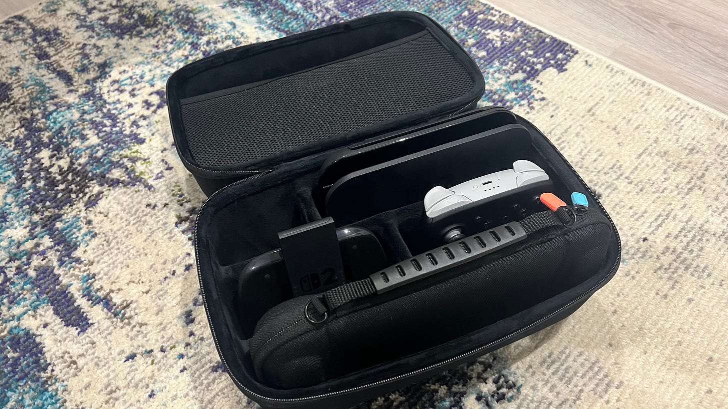 Inside the JSAUX FlexForm Max All-in-One Modular Case Inside the JSAUX FlexForm Max All-in-One Modular Case