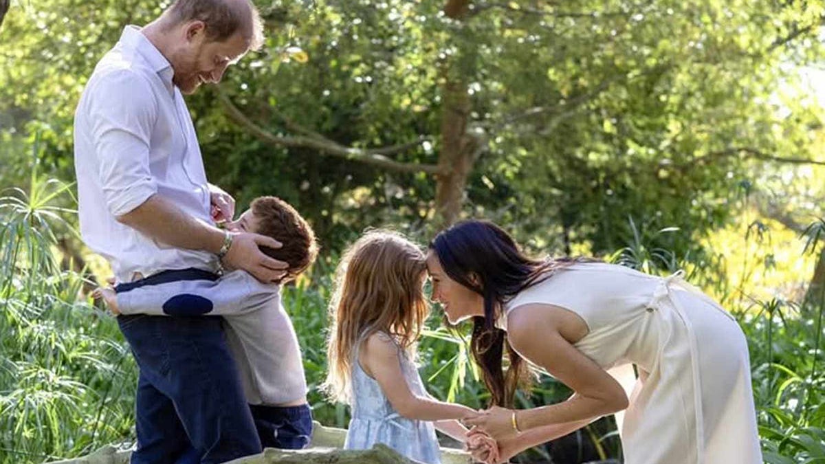 Les espoirs de Harry d'un retour au sein de la famille royale sont mis à rude épreuve.