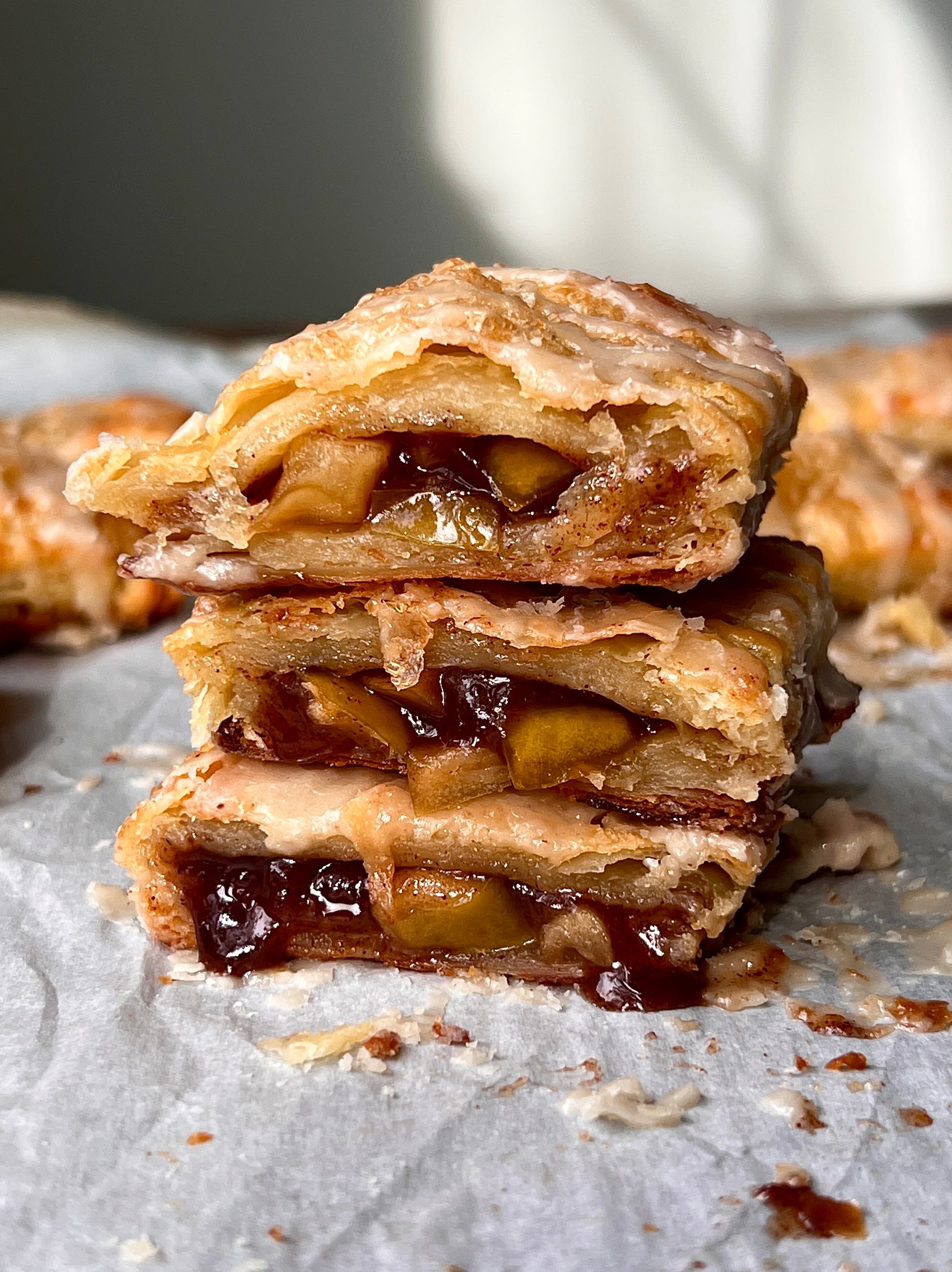 homemade apple brown sugar cinnamon toaster strudels (w/ homemade 