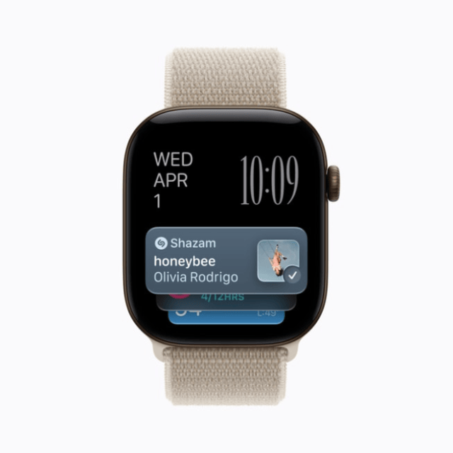Shazam can now instantly detect the music playing around the user and automatically display the song title and artist’s name on the Music Recognition widget on Apple Watch. Shazam can now instantly detect the music playing around the user and automatically display the song title and artist’s name on the Music Recognition widget on Apple Watch.