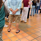 Colas de dos horas para inscribirse en el Polideportivo