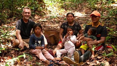 Bruce with his Waimaha host family, Mardely, Jesús, and their three children.