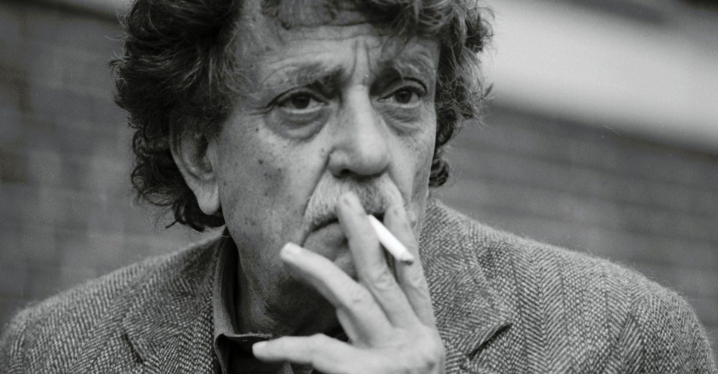 Così va la vita”: i libri di Kurt Vonnegut, scrittore di culto -  ilLibraio.it