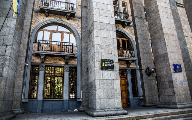 НАБУ перевіряє інформацію про можливе отримання нардепами грошей у конвертах