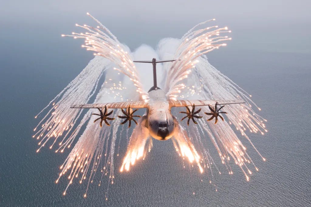 A400M-Flare-Jettison-1.jpg