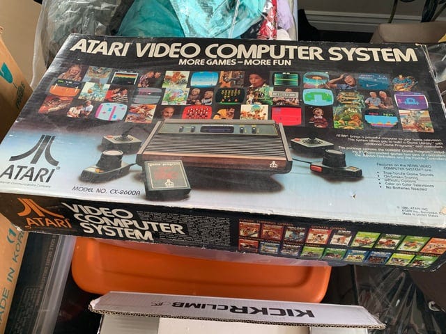 r/mildlyinteresting - Found my Atari 2600 in its original box.