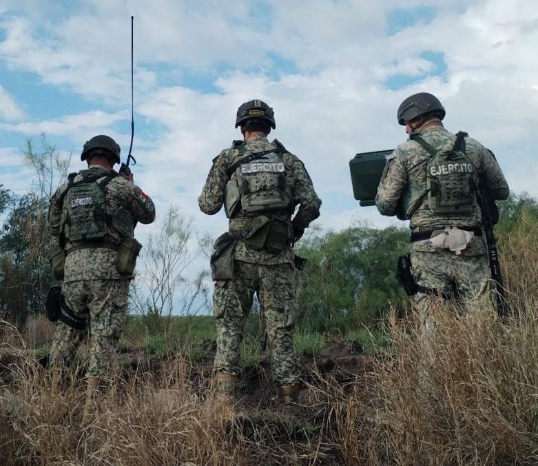 Mexican Army and National Guard troops were deployed to the border region of Tamaulipas as part of the joint Operación Concurrente (”Espejo”) with the United States (Mexican Ministry of National Defense photo) Mexican Army and National Guard troops were deployed to the border region of Tamaulipas as part of the joint Operación Concurrente (”Espejo”) with the United States (Mexican Ministry of National Defense photo)