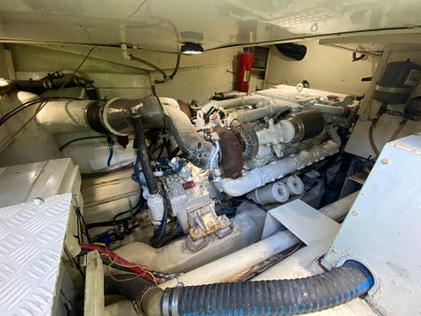 1995 Mares 58 Power Cat