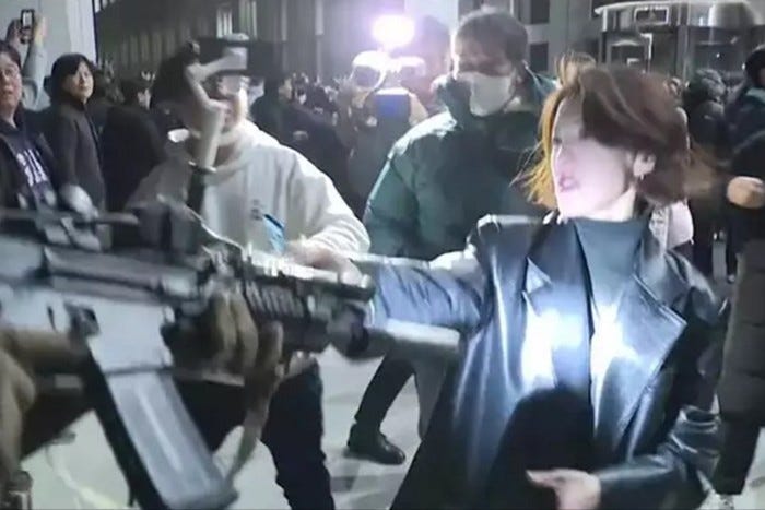 Ahn Gwi-ryeong, the South Korean activist who confronted soldiers in martial law uprising Ahn Gwi-ryeong, the South Korean activist who confronted soldiers in martial law uprising