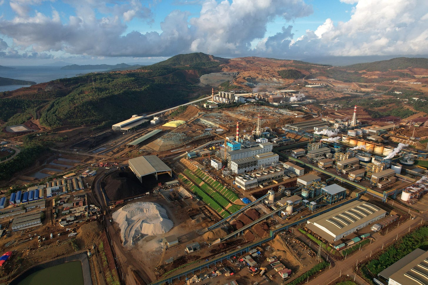 Nickel Revolution Has Indonesia Chasing Battery Riches Tinged With Risk -  Bloomberg