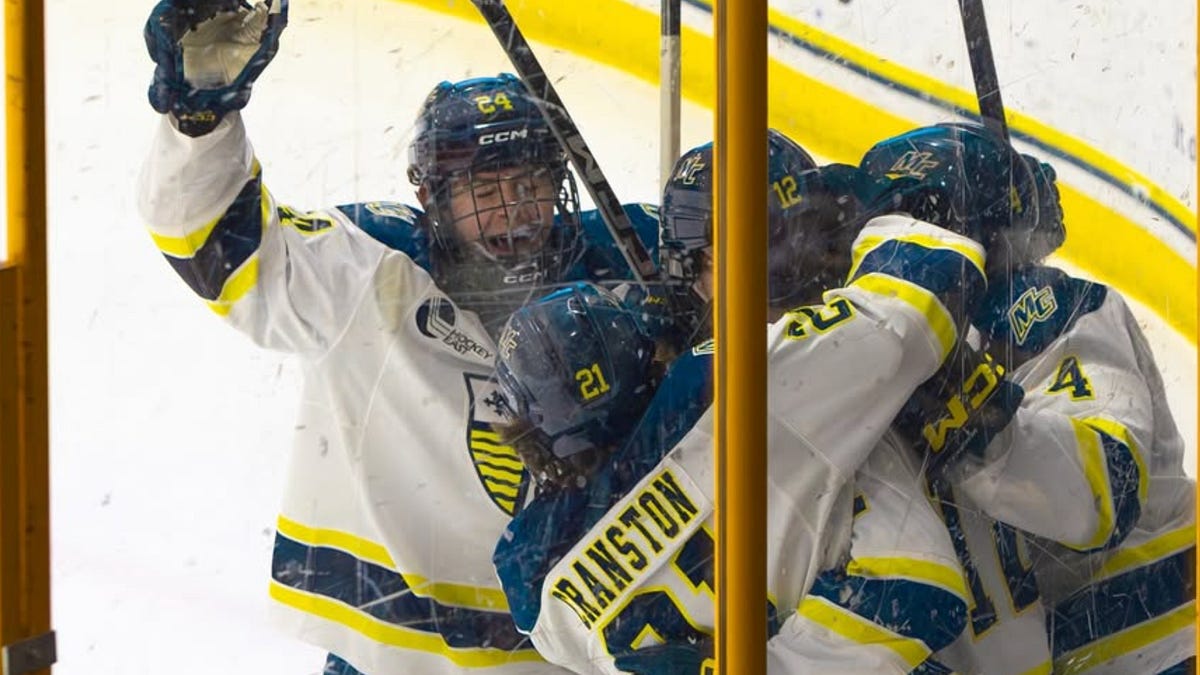 Warriors complete the sweep of Northeastern, move up five spots in the Hockey East standings