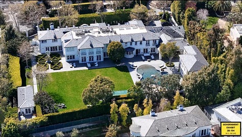 Nuove foto della perquisizione nell villa di Diddy nel marzo 2024