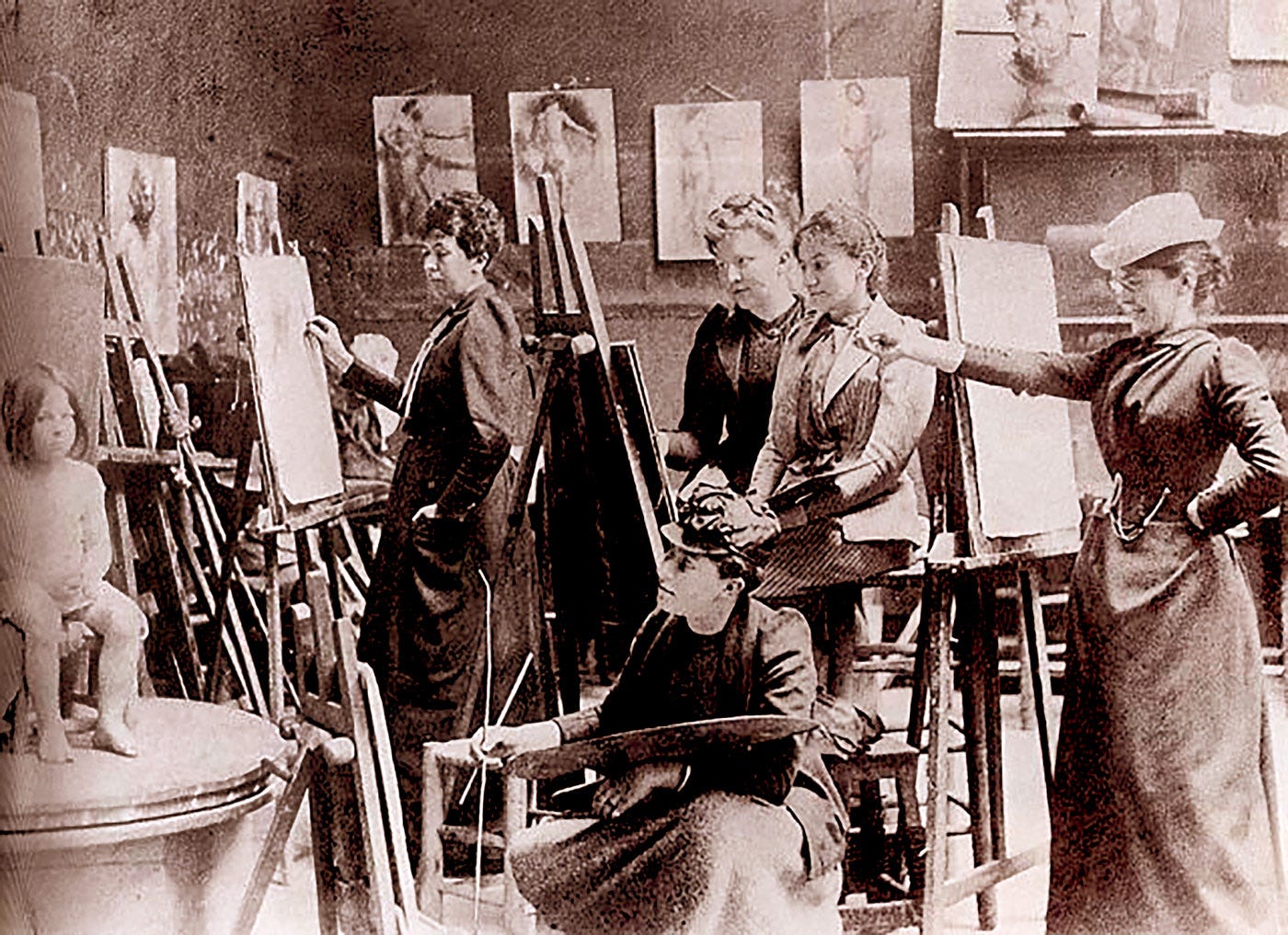 Female artists in class Female artists in class
