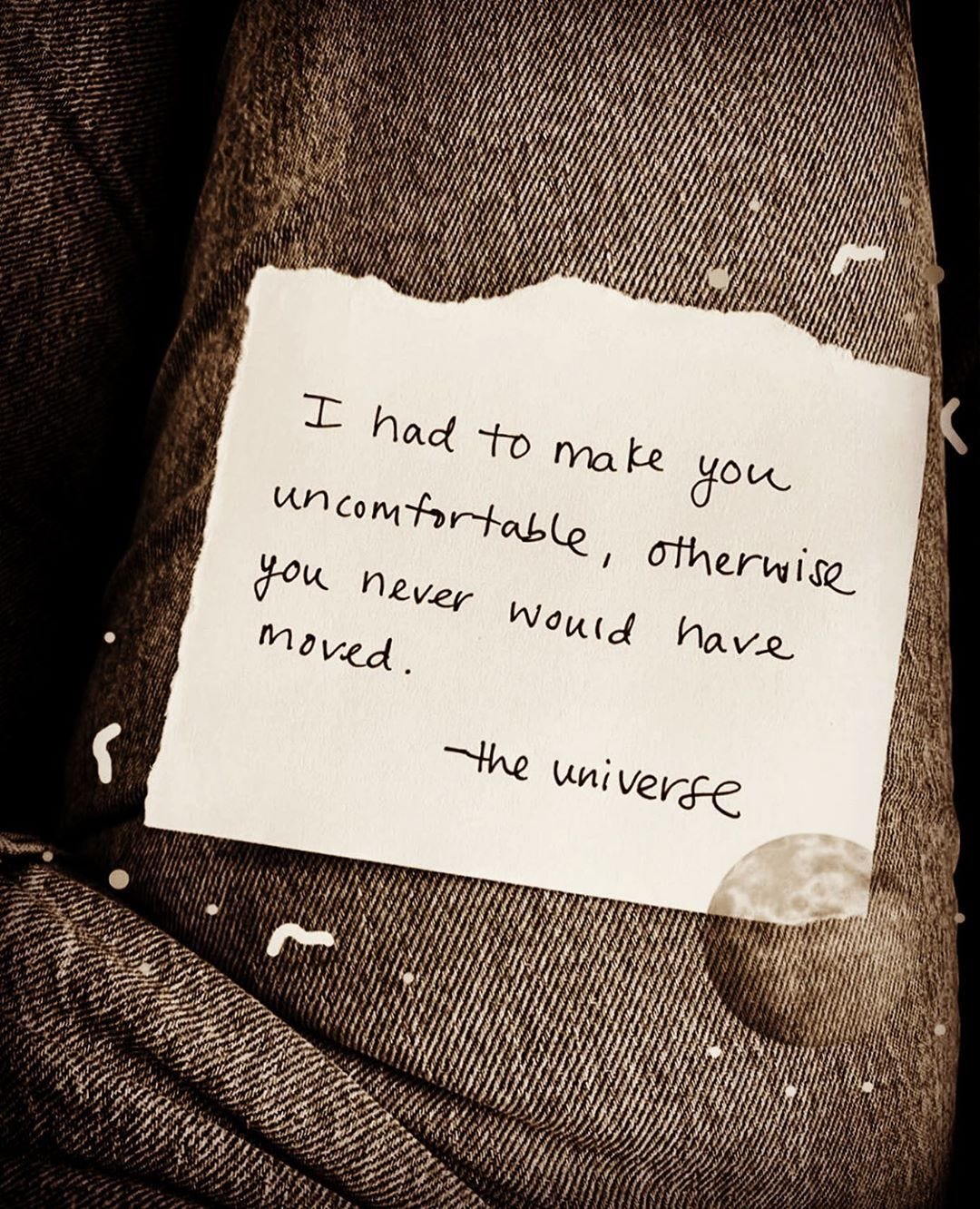 Photo Dump Captions: Unlock 700+ Creative Phrases to Elevate Your Post, image size:1080x1332