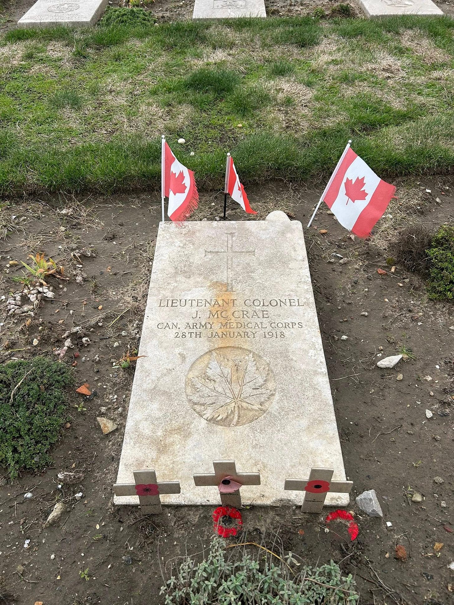 May be an image of monument and text that says 'LIEUTENANT LITEUTENANT.COLONEL LIEUT COLONEL J.MC J.MCCRAE AJ.MCCRAB- MC CRAE CAN. ARMY MEDICALCORP N.ARMYMEDICALCORPS EDICAL CORPS 28TH JANUARY 28TH.JANUARY1918 1918 吉士'
